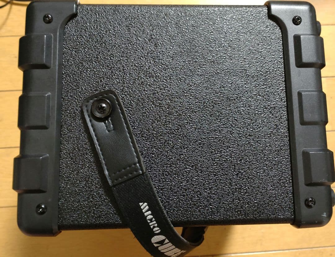 Roland Guitar Amplifiers Micro Cube