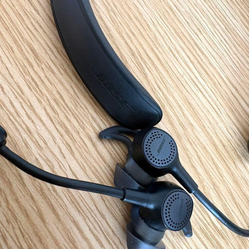 Bose Wireless Earphones Quietcontrol 30