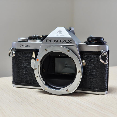 Pentax Slr Camera (Film) Me
