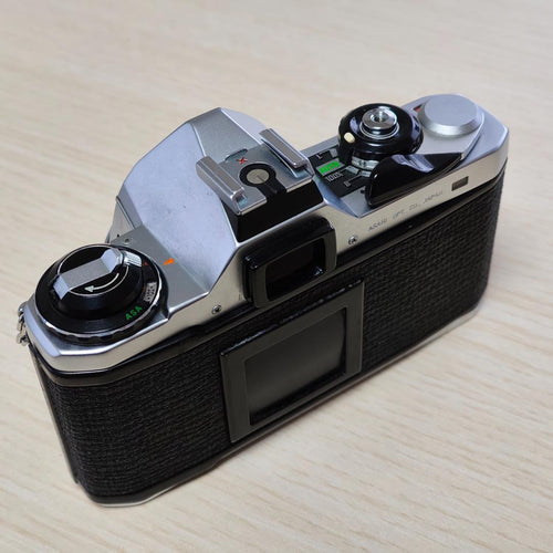 Pentax Slr Camera (Film) Me
