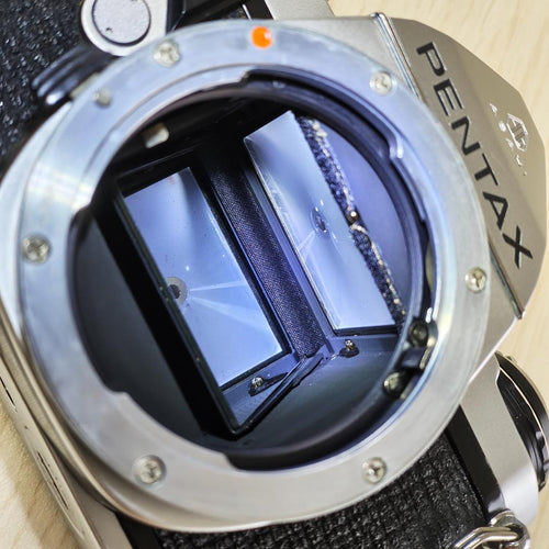 Pentax Slr Camera (Film) Me