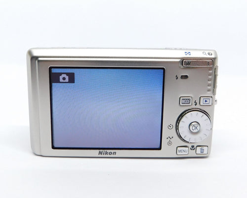 Nikon Compact Digital Camera Coolpix S500 Y2K Ccd