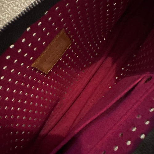 Louis Vuitton Shoulder Bags