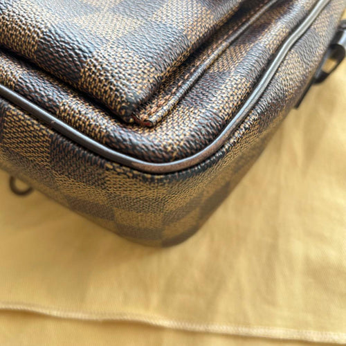 Louis Vuitton Shoulder Bag