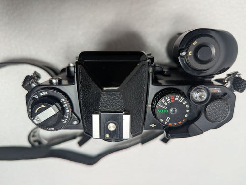 Nikon Slr Camera (Film) Fe Md-12