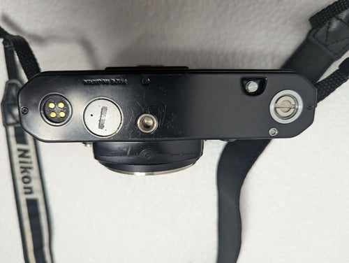 Nikon Slr Camera (Film) Fe Md-12