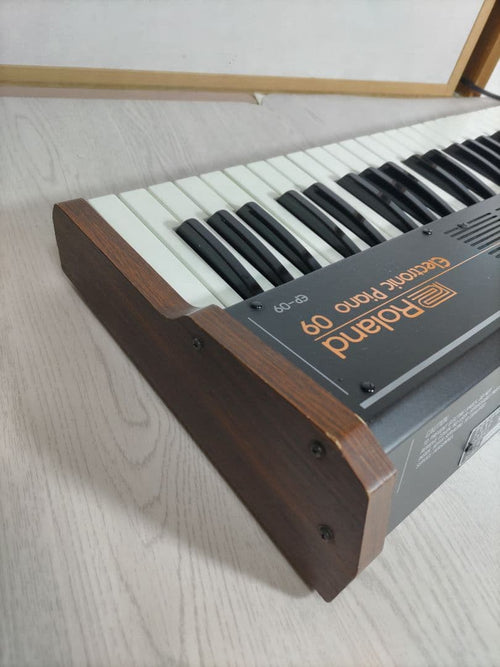 Roland Keyboards Digital Pianos Ep-09