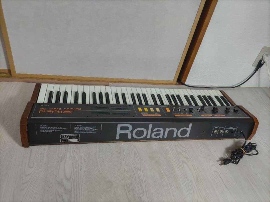 Roland Keyboards Digital Pianos Ep-09