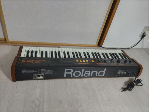 Roland Keyboards Digital Pianos Ep-09