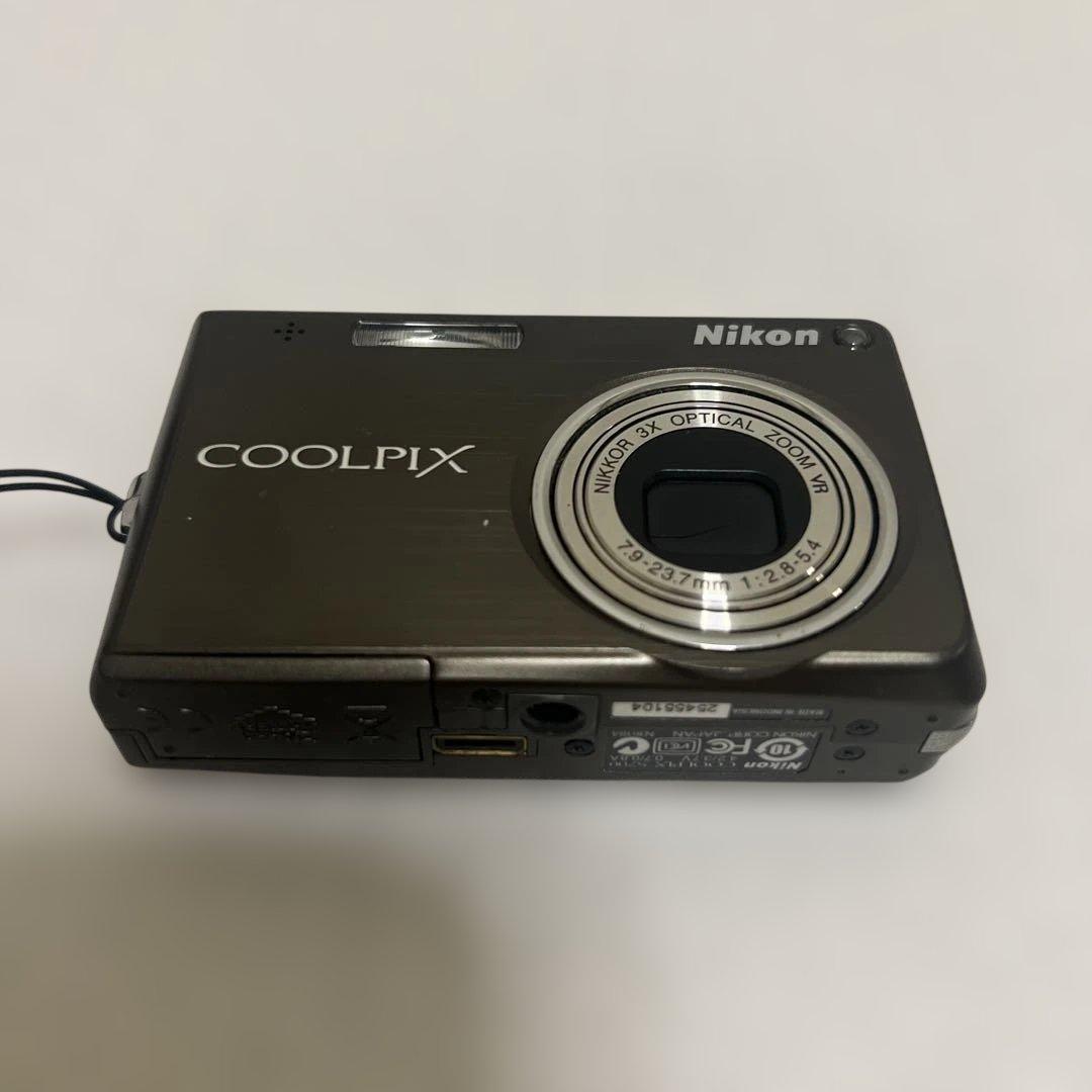 Nikon Compact Digital Cameras Coolpix S700