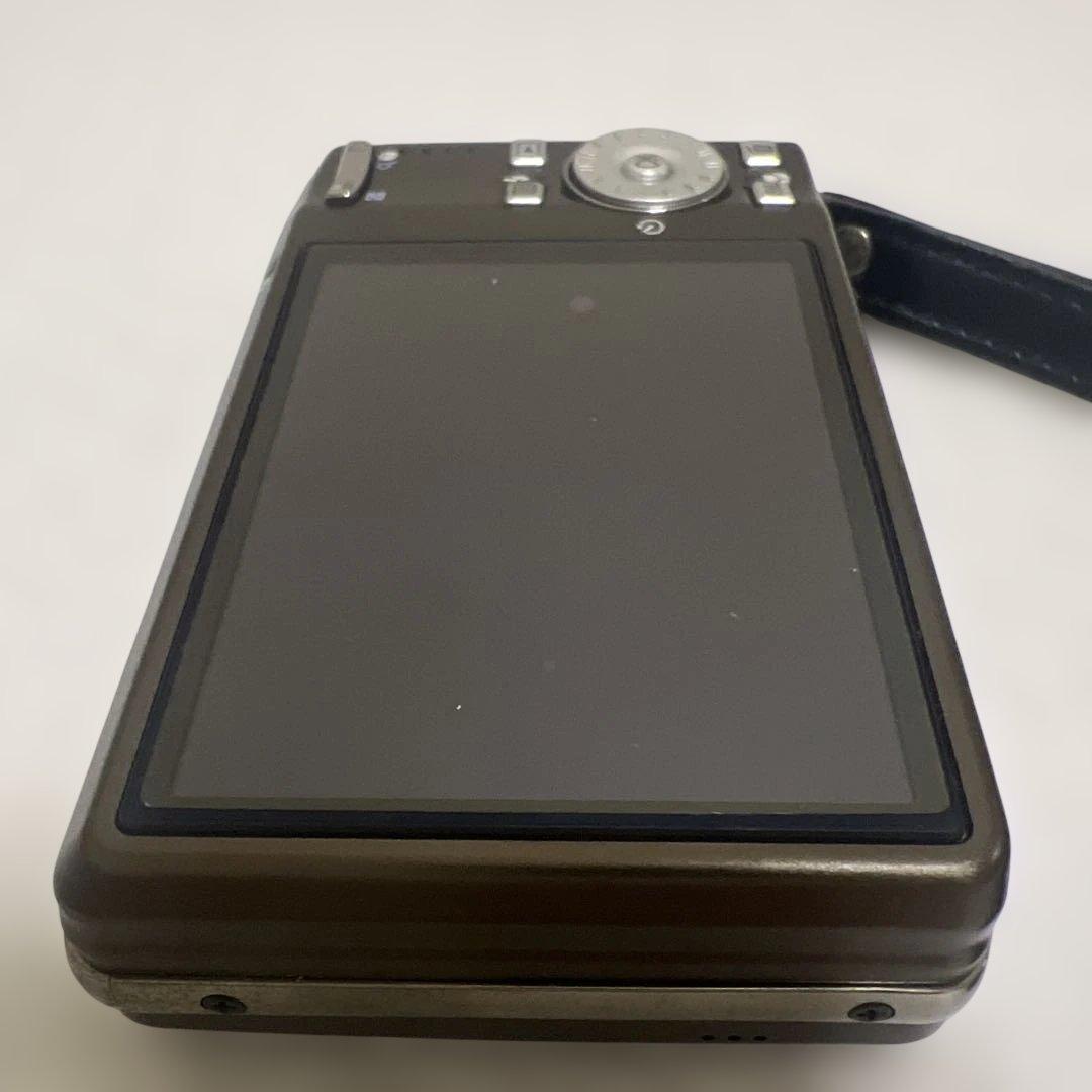 Nikon Compact Digital Cameras Coolpix S700