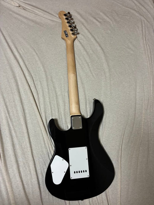 Yamaha Electric Guitars Pacifica Pac112V