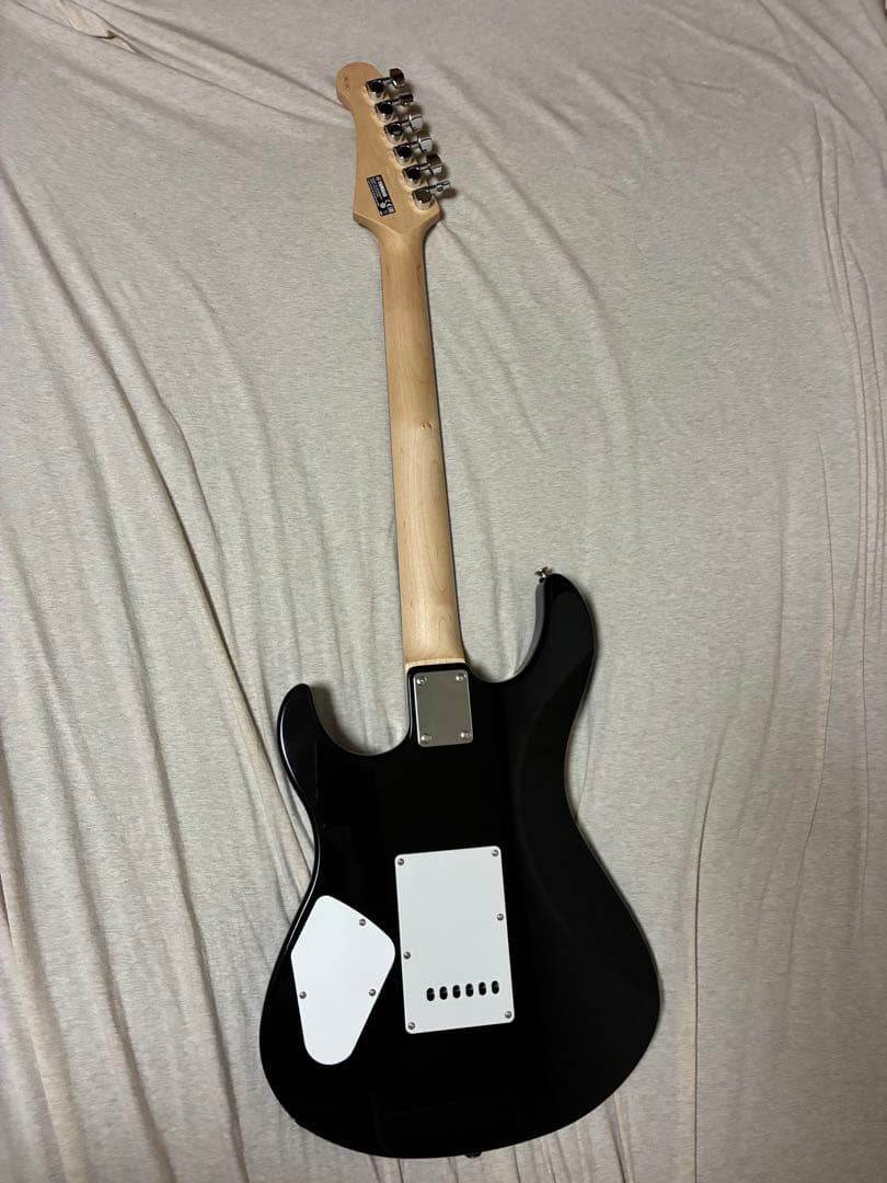 Yamaha Electric Guitars Pacifica Pac112V