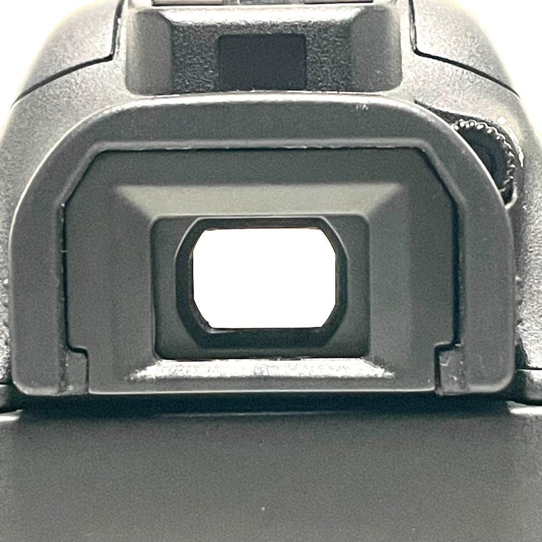 Canon Digital Slr Eos Kiss X7I W