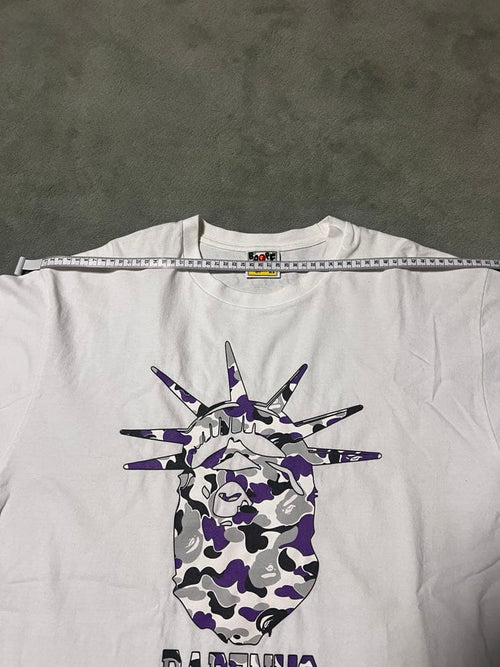 Een badende aap T-shirts Bape Nyc Camo T Xl