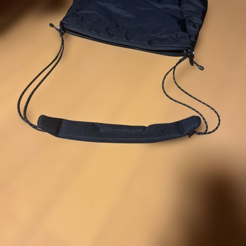 Salomon Shoulder Bags