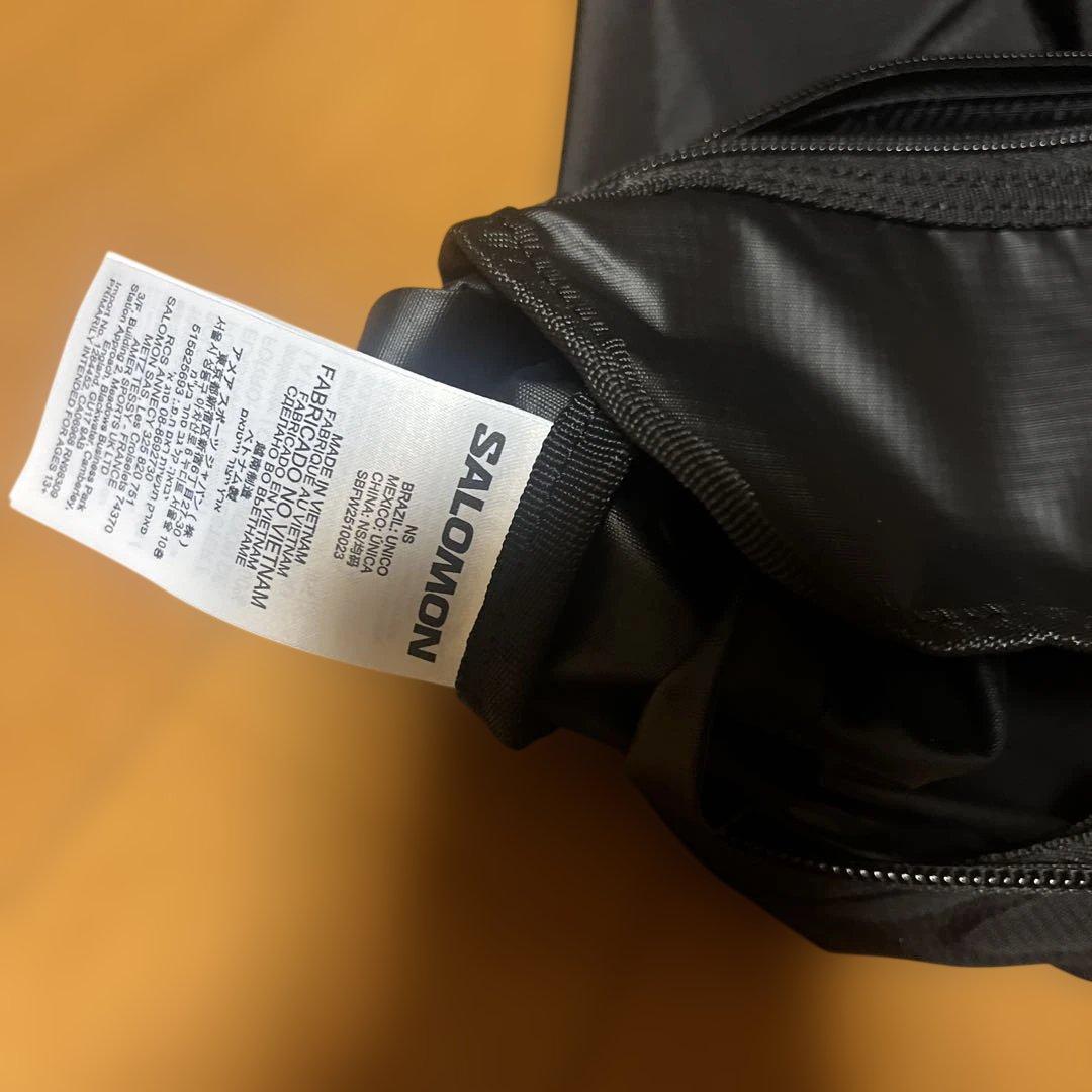 Salomon Shoulder Bags