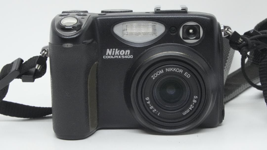 Compact Digital Cameras F2006 Nikon Coolpix E5400