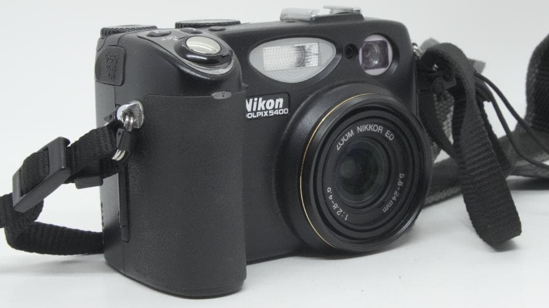 Compact Digital Cameras F2006 Nikon Coolpix E5400