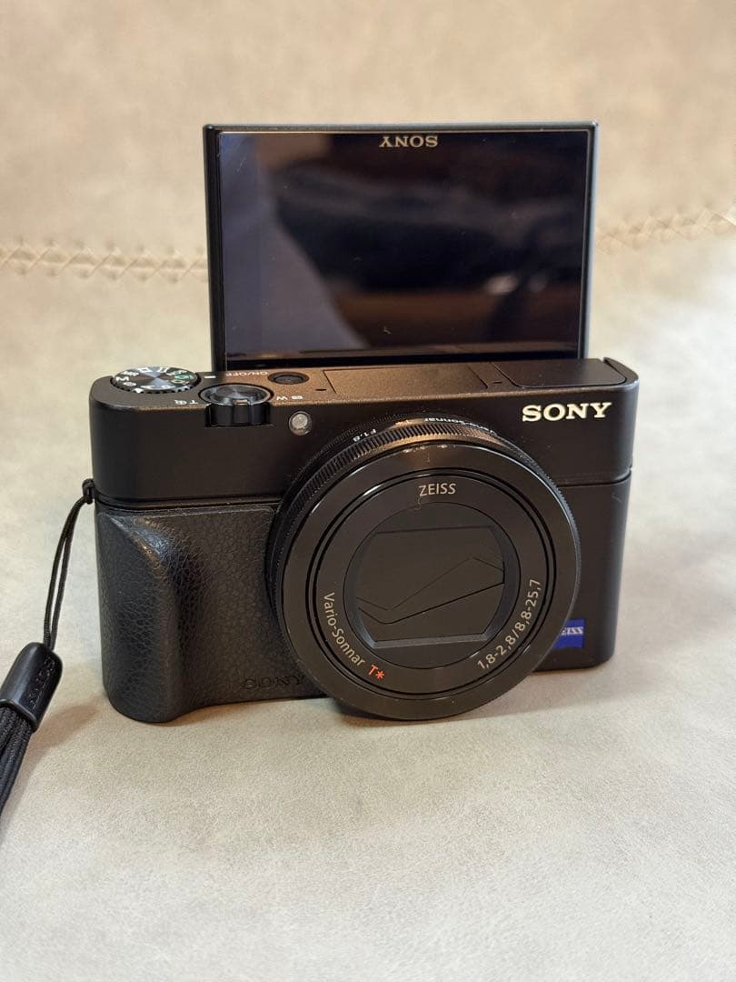 Sony Compact Digital Cameras Cyber-Shot Rx100Iii Dsc-Rx100M3