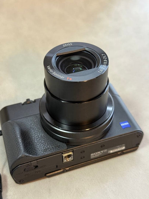 Sony Compact Digital Cameras Cyber-Shot Rx100Iii Dsc-Rx100M3
