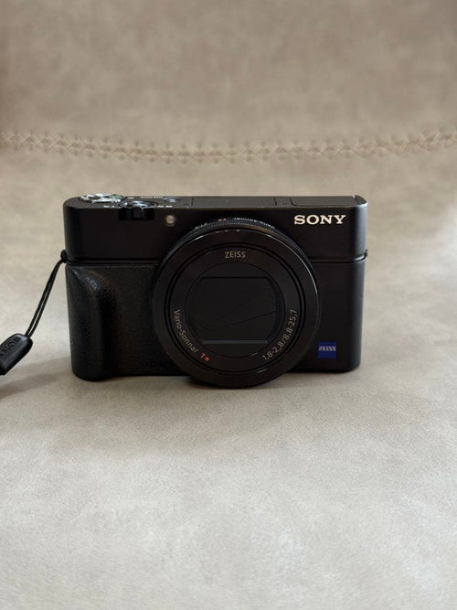 Sony Compact Digital Cameras Cyber-Shot Rx100Iii Dsc-Rx100M3