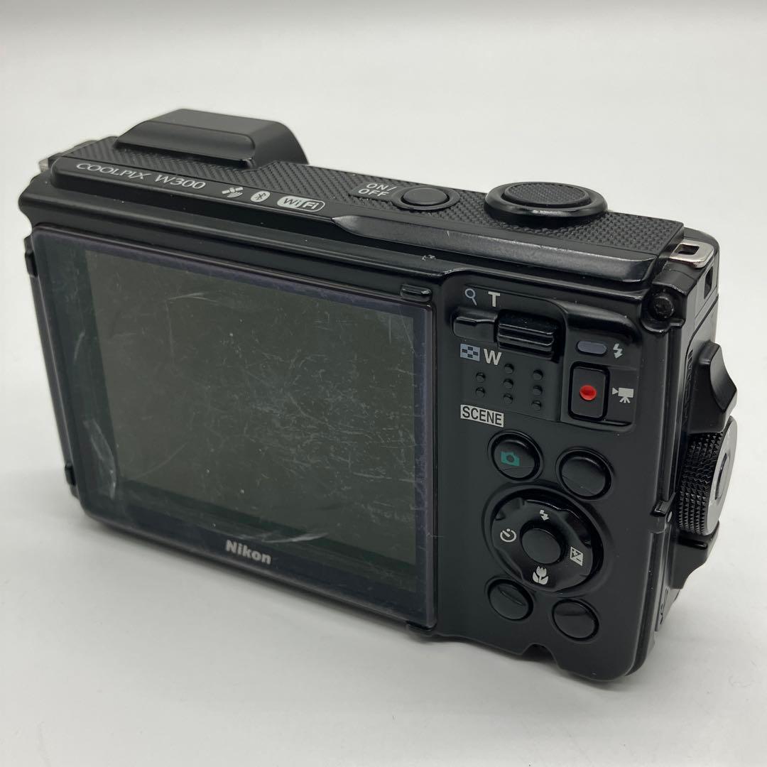 Compact Digital Camera Nikon W300