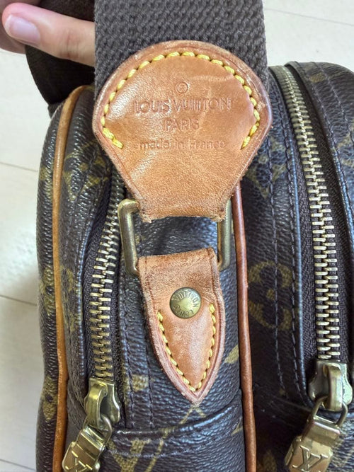 Louis Vuitton Shoulder Bags
