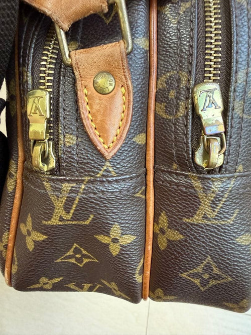 Louis Vuitton Shoulder Bags