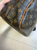 Louis Vuitton Shoulder Bags