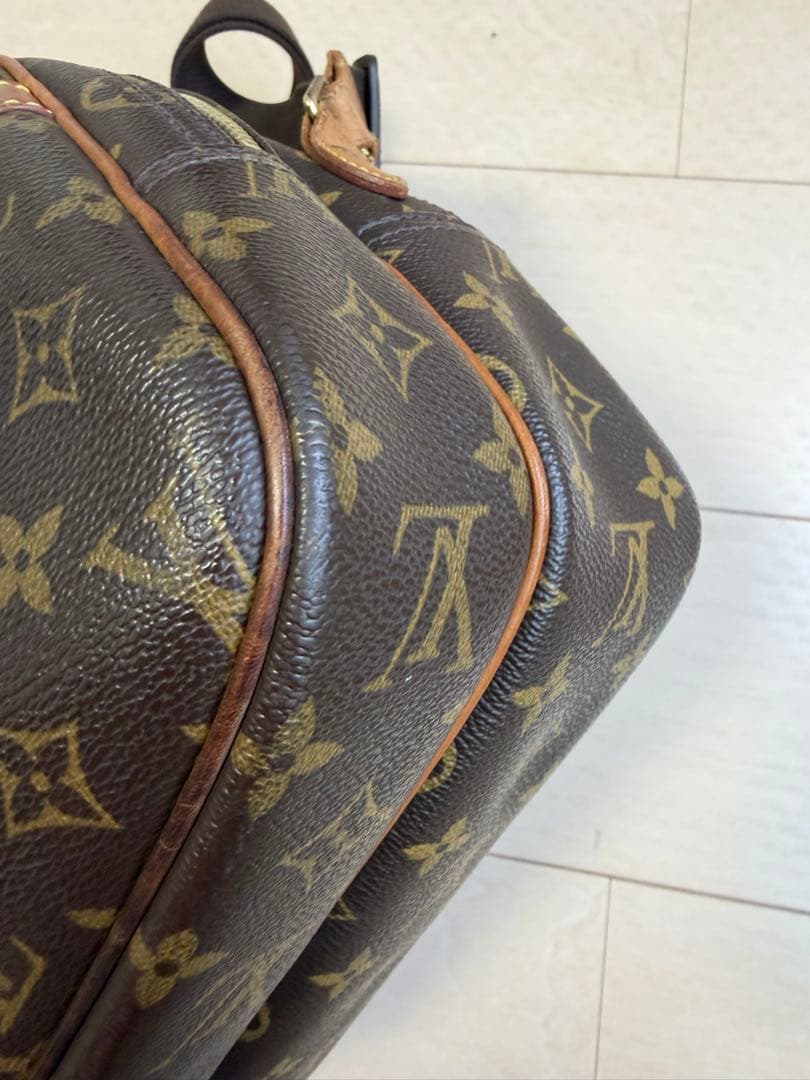 Louis Vuitton Shoulder Bags