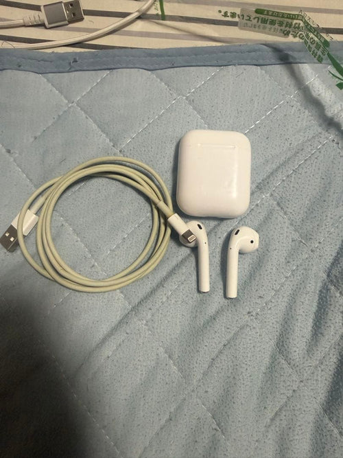 Apple Airpods 2 Lightning