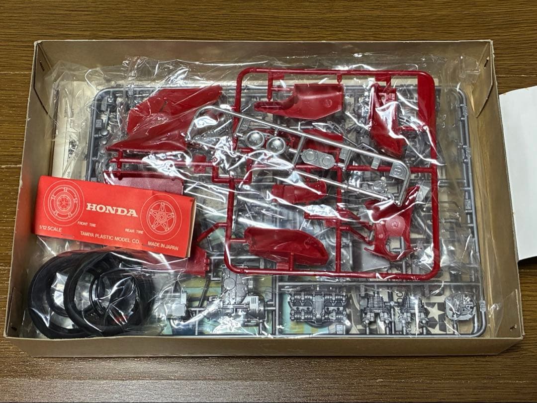 Tamiya Motorcycles Rs1000 1 12