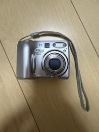 Nikon Compact Digital Cameras Coolpix 7600