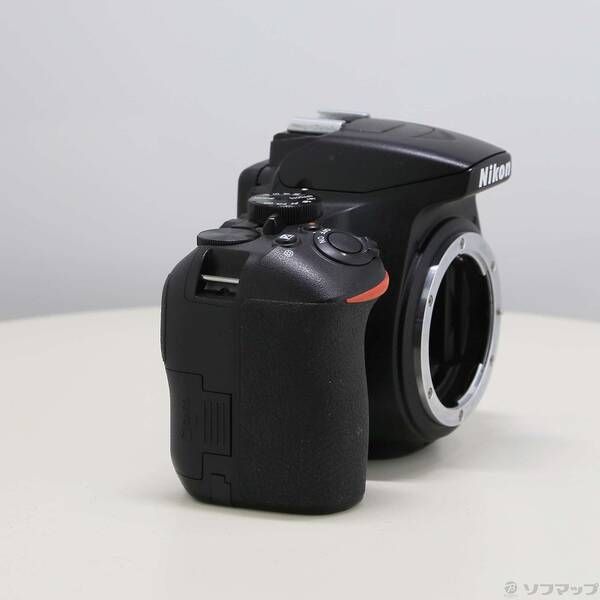 Nikon Digital Slr D3500 198