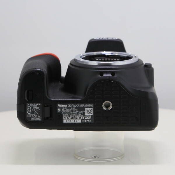 Nikon Digital Slr D3500 198