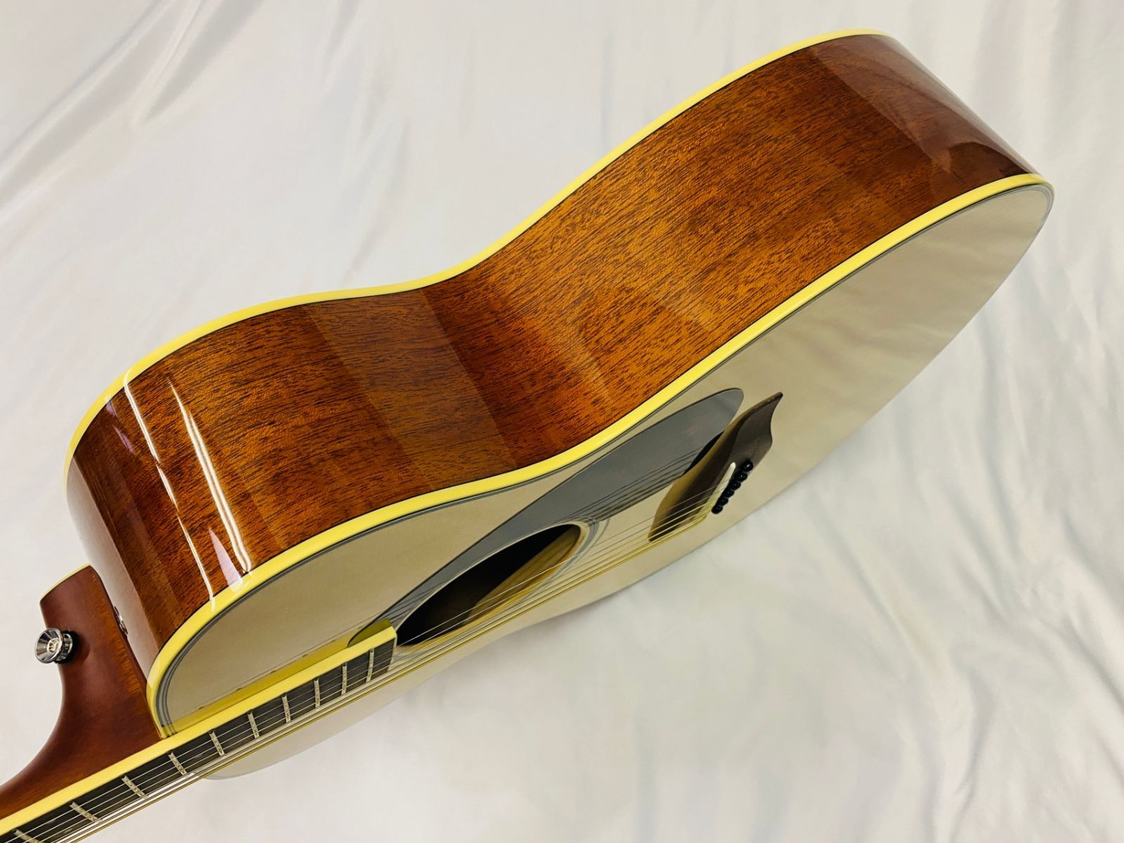 Acoustic Guitar Yamaha Fs820