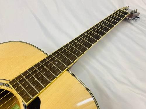 Acoustic Guitar Yamaha Fs820