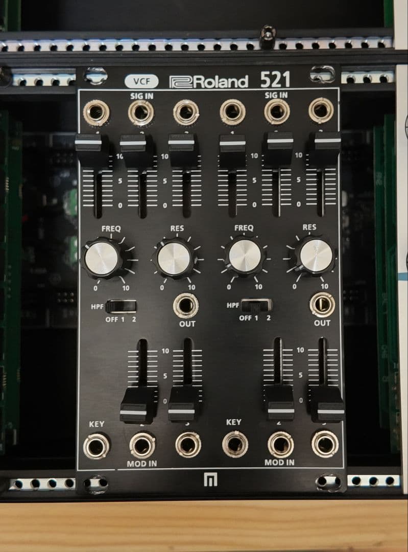Roland Modular Synthesizers 521 Vcf