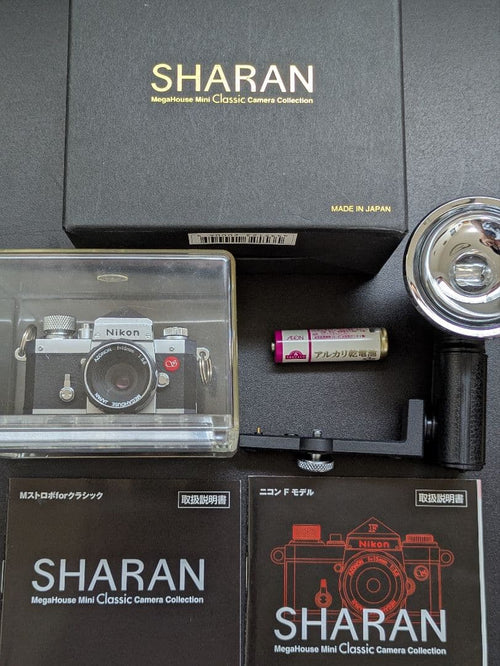 Miniatures Sharan Nikon F Model