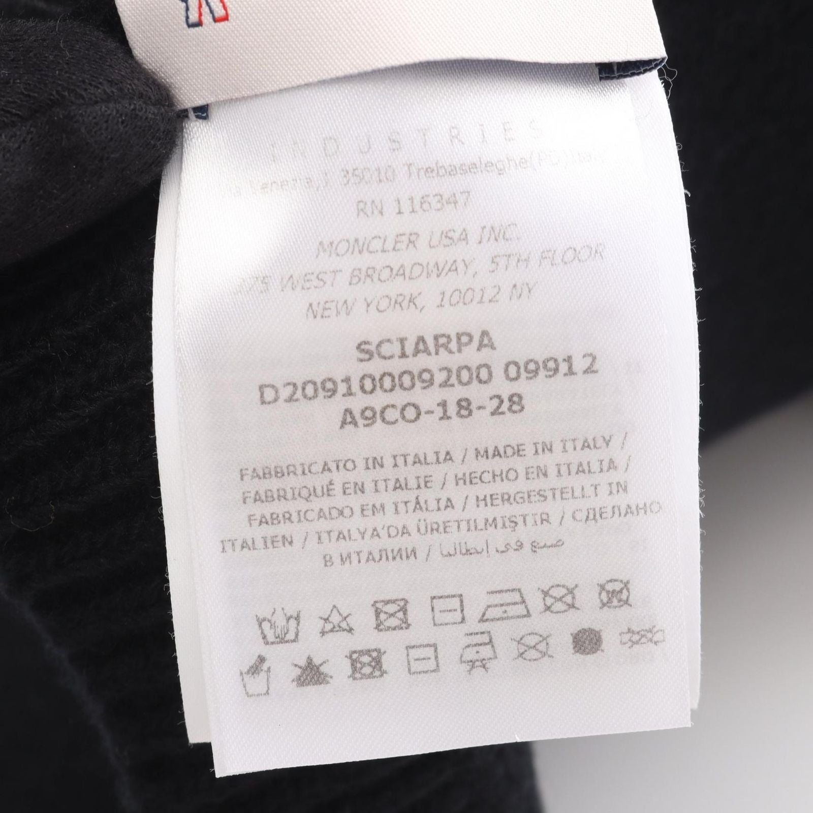 Moncler Scarf