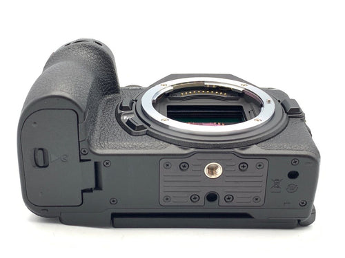Nikon Mirrorless Interchangeable Lips Z5Ii