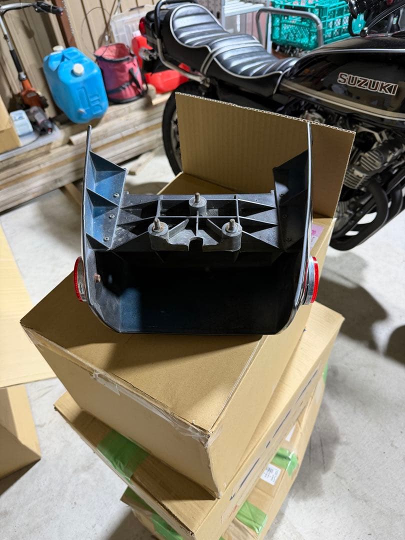 Cowl Fender Gs750G