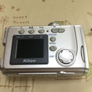 Nikon Compact Digital Cameras Coolpix 2000