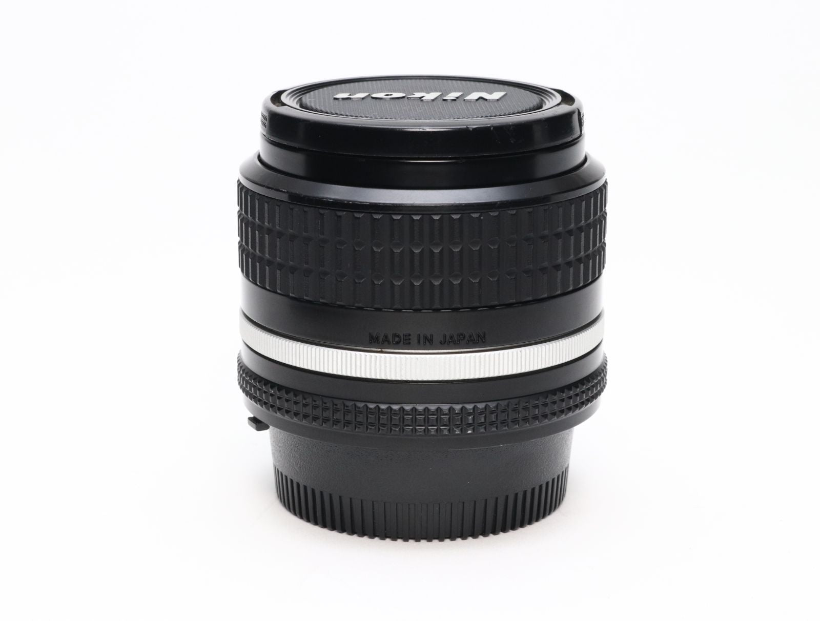 Lens (Single Focus) Ab- Nikon Ai-S Nikkor F2.8 66-162
