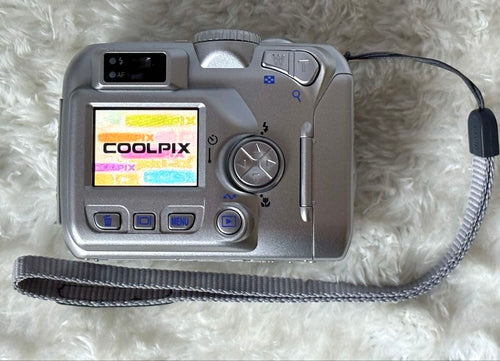 Nikon Compact Digital Camera Coolpix 2100