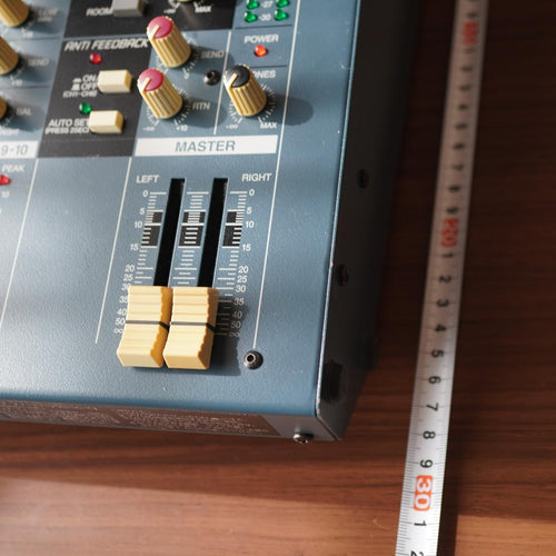 Powered Mixer Roland Cpm-300 Rad 150W+150W