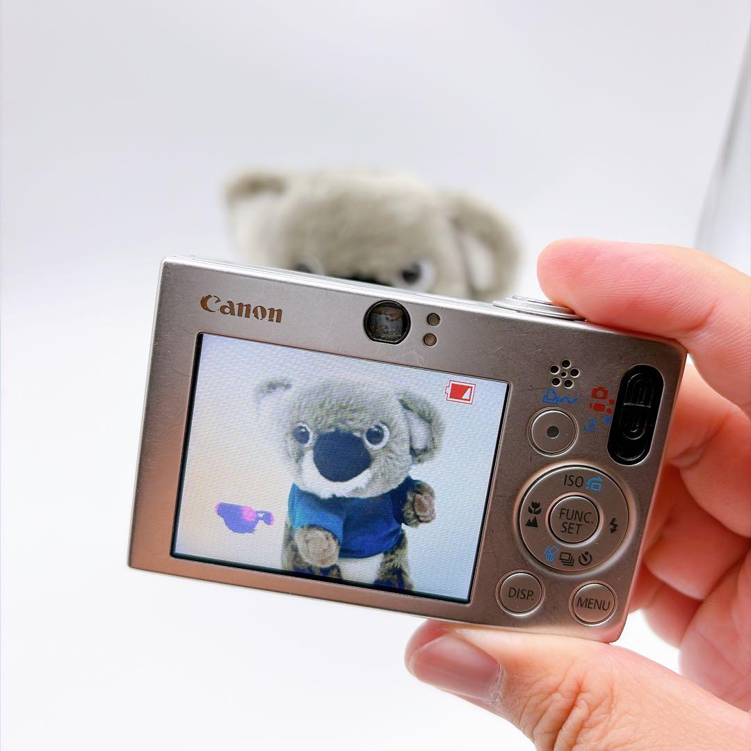 Canon Compact Digital Camera Ixy 10