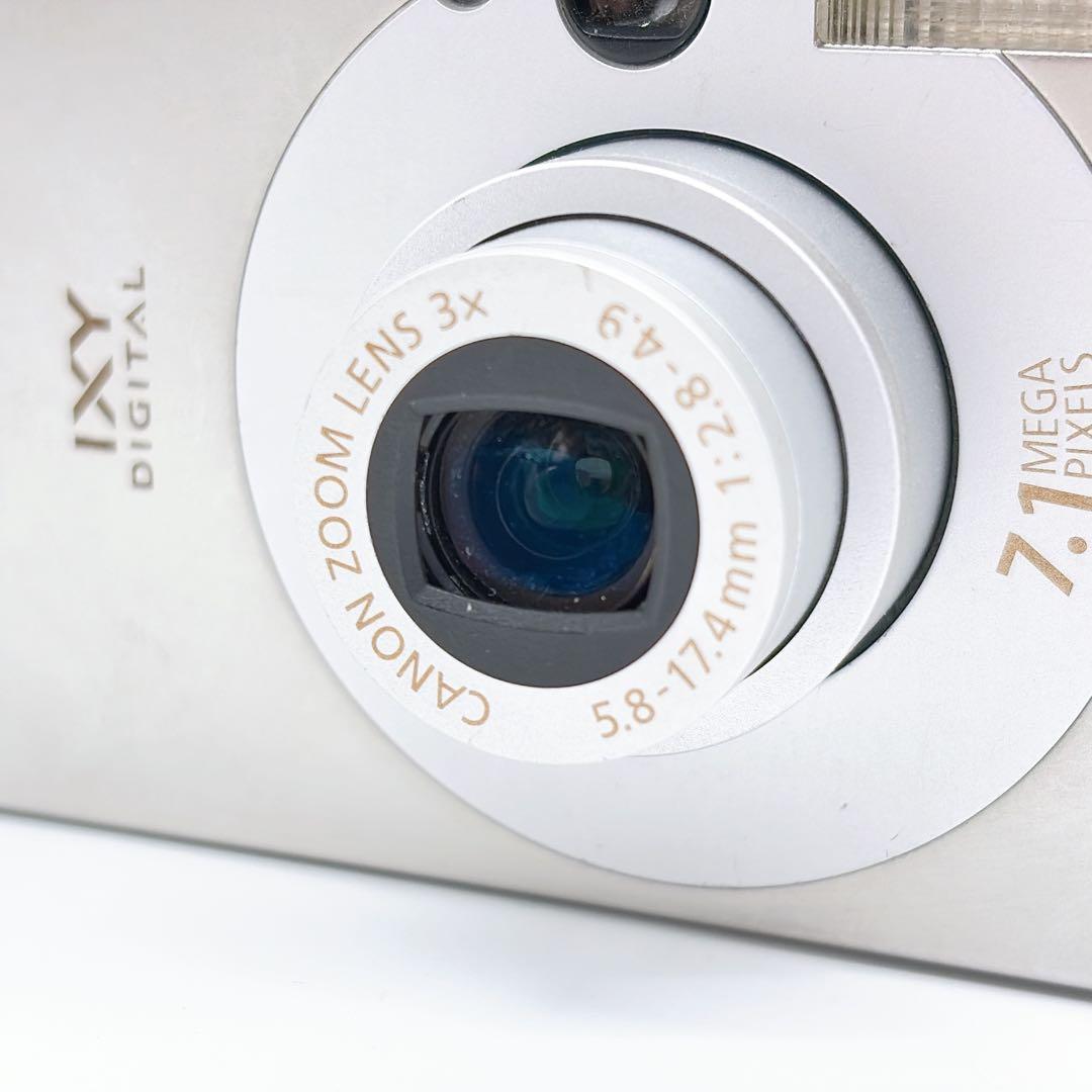 Canon Compact Digital Camera Ixy 10