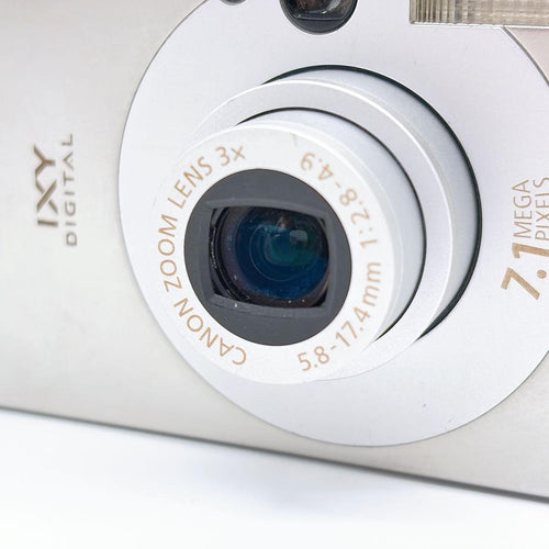 Canon Compact Digital Camera Ixy 10